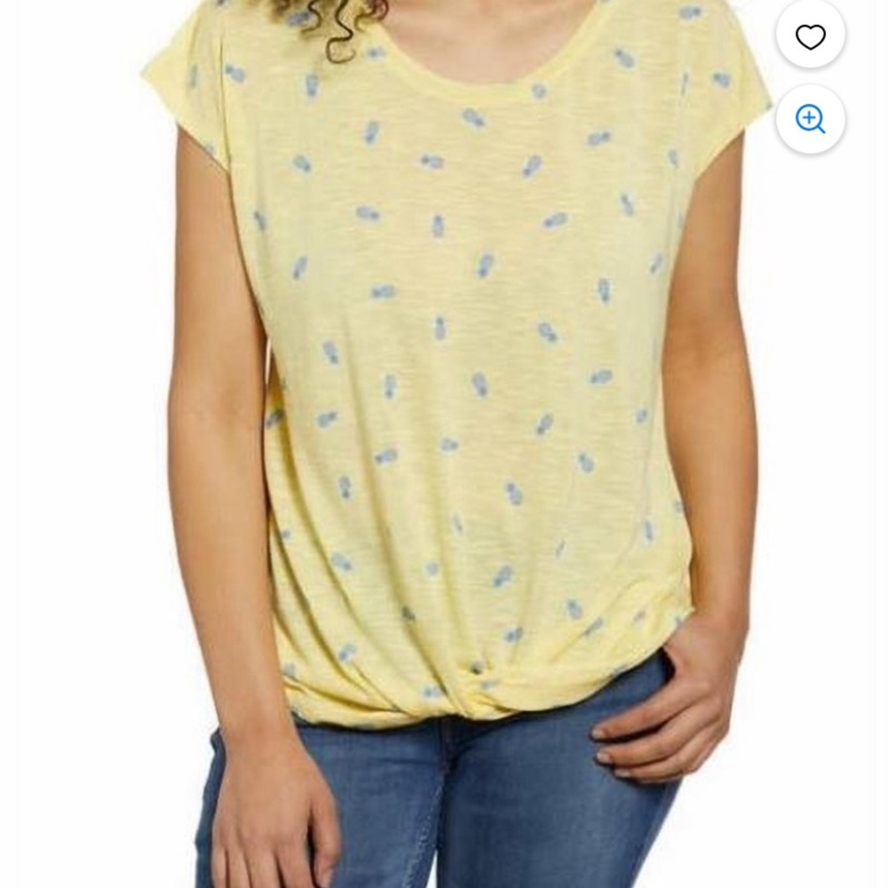 Women's IZOD Yellow and Blue Pineapple Twist Front T-Shirt, Size Small
